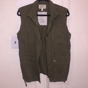 CURRENT/ELLIOT | army green vest